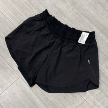 Load image into Gallery viewer, Lulu Lemon Athletic Shorts Size 7/8
