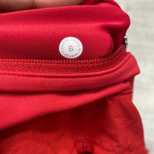 Load image into Gallery viewer, Lulu Lemon Athletic Shorts Size 6
