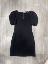 Load image into Gallery viewer, Alice + Olivia Dress Size 0
