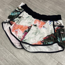Load image into Gallery viewer, Lulu Lemon Athletic Shorts Size 8
