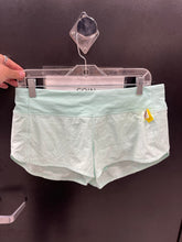 Load image into Gallery viewer, Lulu Lemon Athletic Shorts Size 8 6570
