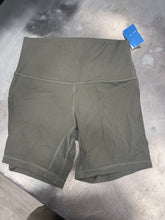 Load image into Gallery viewer, Lulu Lemon Athletic Shorts Size 2
