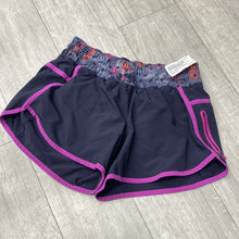 Load image into Gallery viewer, Lulu Lemon Athletic Shorts Size 5/6
