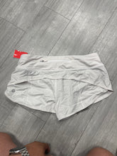 Load image into Gallery viewer, Lulu Lemon Shorts Size 4
