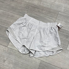 Load image into Gallery viewer, Lulu Lemon Shorts Size 6
