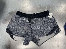 Load image into Gallery viewer, Lulu Lemon Athletic Shorts Size 8
