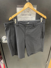 Load image into Gallery viewer, Lulu Lemon Shorts Size 40 7051
