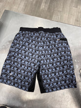 Load image into Gallery viewer, Lulu Lemon Athletic Shorts Size Large
