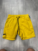 Load image into Gallery viewer, Alphalete Athletic Shorts Size Medium 6160
