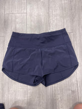 Load image into Gallery viewer, Lulu Lemon Athletic Shorts Size 6 5308
