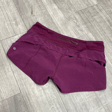 Load image into Gallery viewer, Lulu Lemon Athletic Shorts Size 6
