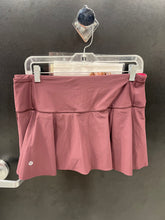 Load image into Gallery viewer, Lulu Lemon Athletic Shorts Size 7/8 9025
