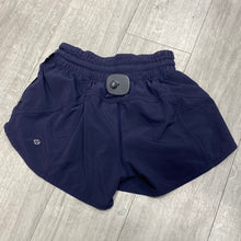 Load image into Gallery viewer, Lulu Lemon Athletic Shorts Size 4
