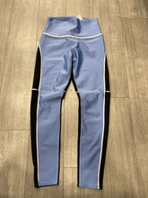Load image into Gallery viewer, Alo Athletic Pants Size Small 7148
