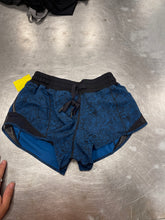 Load image into Gallery viewer, Lulu Lemon Athletic Shorts Size 4 3770+
