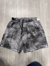 Load image into Gallery viewer, Lulu Lemon Athletic Shorts Size Small
