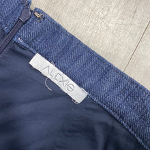 Load image into Gallery viewer, Alexis Shorts Size 3/4
