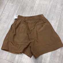 Load image into Gallery viewer, Moschino Shorts Size Small
