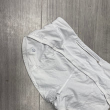 Load image into Gallery viewer, Lulu Lemon Athletic Shorts Size 4

