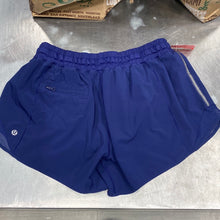 Load image into Gallery viewer, Lulu Lemon Athletic Shorts Size 10
