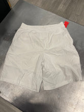 Load image into Gallery viewer, Lulu Lemon Athletic Shorts Size Medium
