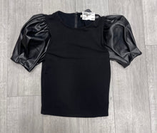 Load image into Gallery viewer, Alice+Olivia Top Size Small
