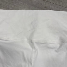 Load image into Gallery viewer, TNA Athletic Shorts Size Small
