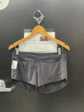 Load image into Gallery viewer, Lulu Lemon Athletic Shorts Size 5/6 6975
