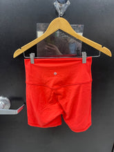 Load image into Gallery viewer, Lulu Lemon Athletic Shorts Size 6 8488

