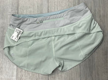 Load image into Gallery viewer, Lulu Lemon Athletic Shorts Size 5/6 6927
