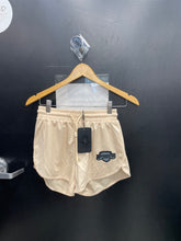 Load image into Gallery viewer, NWT Athletic Shorts Size Extra Small 3756
