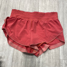Load image into Gallery viewer, Lulu Lemon Athletic Shorts Size 4
