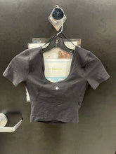 Load image into Gallery viewer, Lulu Lemon Athletic Top Size 2 7638
