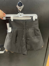 Load image into Gallery viewer, Elpis Shorts Size Extra Small 7297
