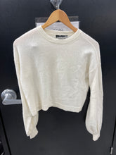 Load image into Gallery viewer, Alice + Olivia Cashmere Sweater Size Small
