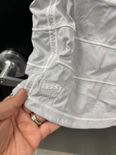 Load image into Gallery viewer, Lulu Lemon Athletic Shorts Size 6 4718
