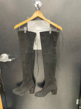 Load image into Gallery viewer, Stuart Weitzman Boots Womens 7.5 3544
