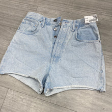 Load image into Gallery viewer, GRLFRND Shorts Size 27

