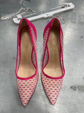Load image into Gallery viewer, Stuart Weitzman Dress Shoes Womens 6.5

