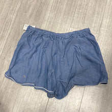 Load image into Gallery viewer, Lulu Lemon Athletic Shorts Size 5/6
