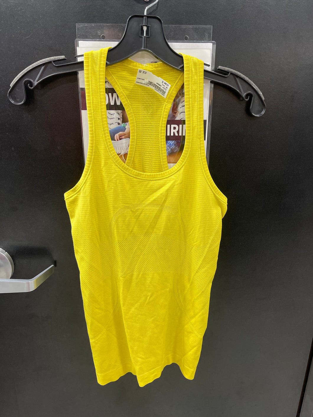 Lulu Lemon Athletic Top Size 4 2432