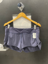 Load image into Gallery viewer, Lulu Lemon Athletic Shorts Size 7/8 0776
