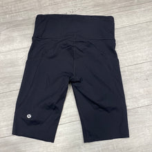 Load image into Gallery viewer, Lulu Lemon Athletic Shorts Size 4
