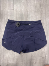 Load image into Gallery viewer, Lulu Lemon Athletic Shorts Size 6 5308
