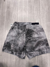 Load image into Gallery viewer, Lulu Lemon Athletic Shorts Size Small
